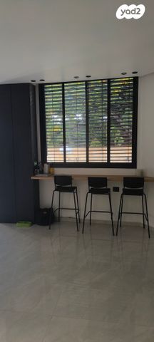 בית פרטי/ קוטג', המלכים 21, עין התכלת, נתניה