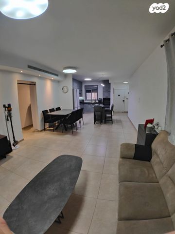 דירה, דרך הפארק 29, קרית השרון, נתניה