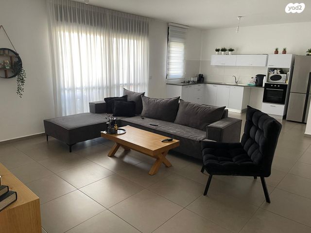 שדרות בן גוריון 13