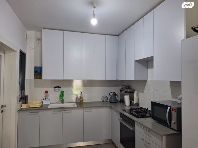 דירת גן, אסתר המלכה 11, כרמי גת, קרית גת