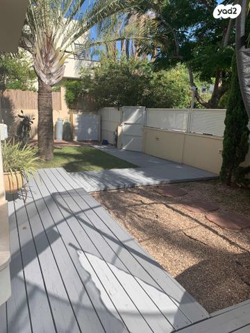 בית פרטי/ קוטג', הברבור 5, בנה ביתך, קדימה צורן