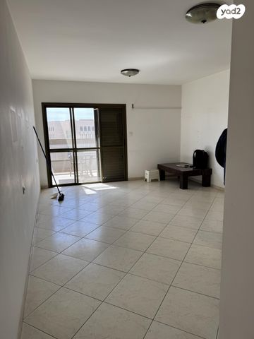 דירה, התקווה 12, מרכז אזרחי, באר שבע