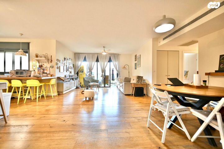 דירה, חושן 6, וילה דורי, שכונת הדגל, נס ציונה