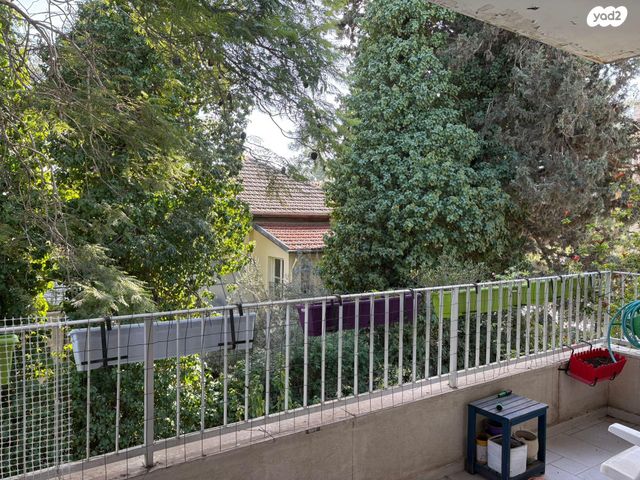 דירה, חיים נחמן ביאליק 13, בית הכרם, רמת בית הכרם, ירושלים