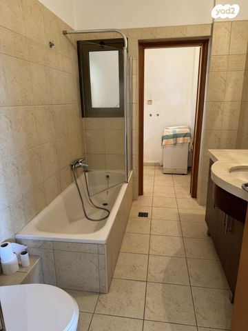 דירה, התקווה 12, מרכז אזרחי, באר שבע