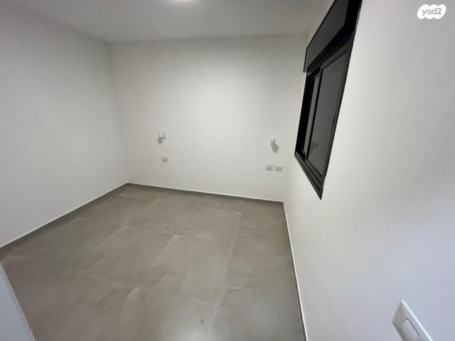 דירה, מעפילי אגוז 5, נווה חן, תל אביב יפו