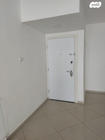 דירה, ז'אן ז'ורס 1, קרית שפרינצק, חיפה