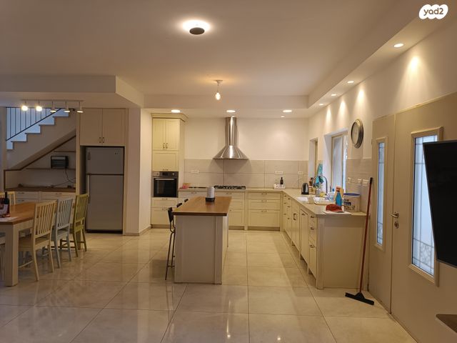 בית פרטי/ קוטג', חולתה, חולתה, חולתה