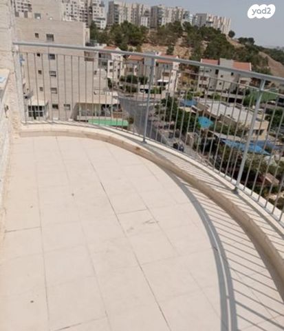 גג/ פנטהאוז, שמחת כהן 5, חומת שמואל, הר חומה, ירושלים