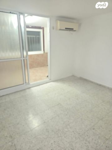 דירה, הרב שלמה לופס 14, נווה יוני נתניהו, עכו