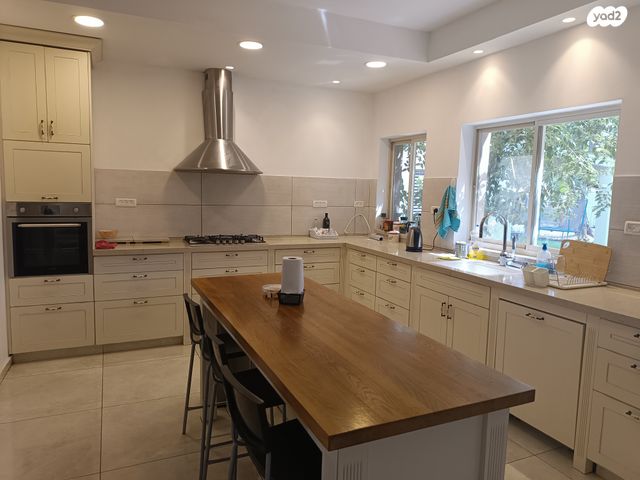 בית פרטי/ קוטג', חולתה, חולתה, חולתה