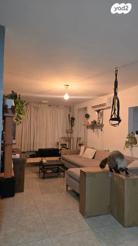 הנרייטה סולד 16