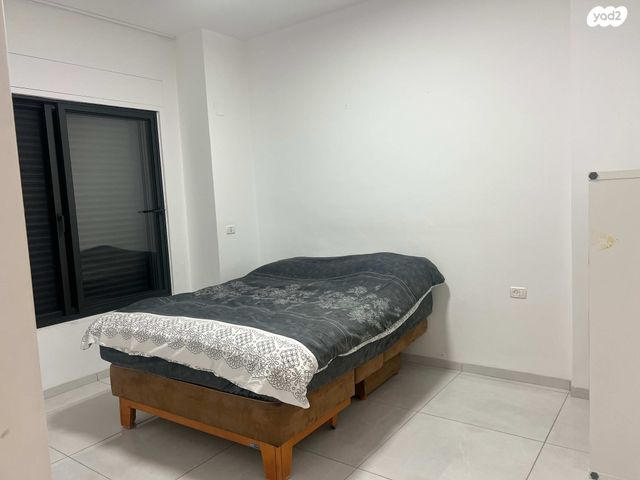 דירה, אסתר המלכה 15, האצטדיון, טבריה