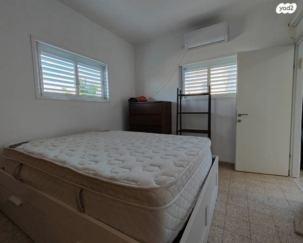 דירה, ההגנה 27, לב העיר, בת ים