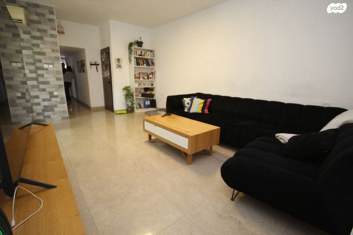 המניין הראשון 21