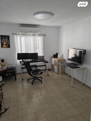 יצחק בן צבי 1