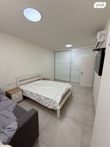 דירה, ד"ר אמיל זומרשטיין 22, צפון מערב מרכז העיר, נתניה