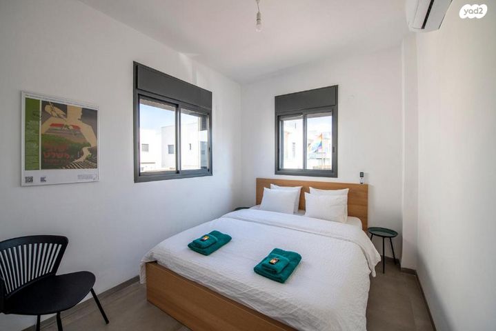 דו משפחתי, טופז 17, רובע 10 חן, קצרין