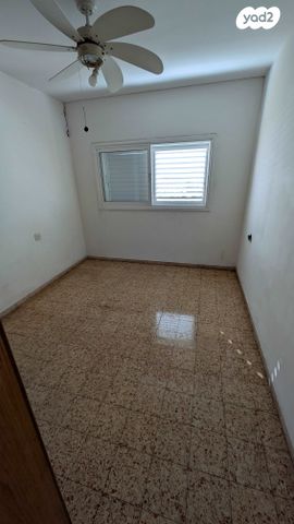 דירה, מעפילי אגוז 56, נווה חן, תל אביב יפו