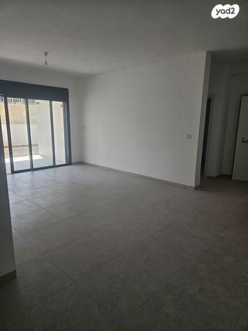 דירת גן, עמירם חרלף 3, אחוזה, חיפה