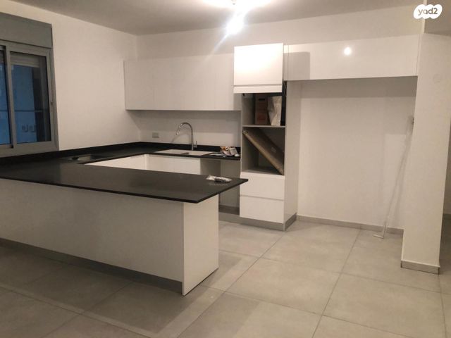 דירה, השקד 8, רמת אילן, גבעת שמואל