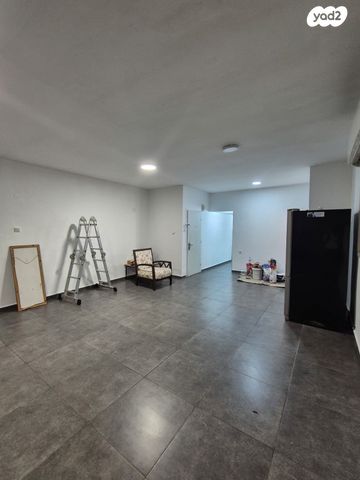 פני הגבעה 31