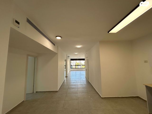 דירה, פנחס רוטנברג 70, נווה יהושע, ערמונים, רמת גן