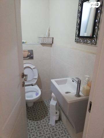 בית פרטי/ קוטג', חולתה, חולתה, חולתה