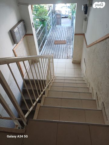 יחידת דיור, שרת 23, קרית עמל, קרית טבעון