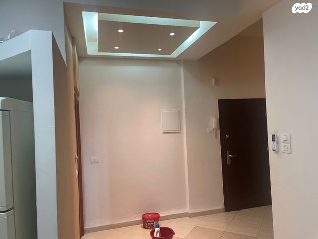 דירה, הנאמנים 27, שער פלמר, תחנת רכבת השמונה, חיפה