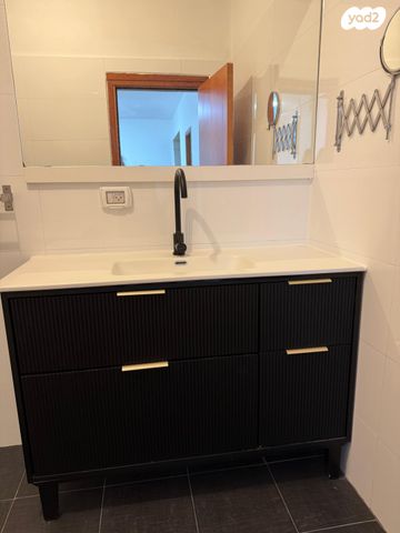 דירה, דוסתאי 11, קטמון הישנה, ירושלים