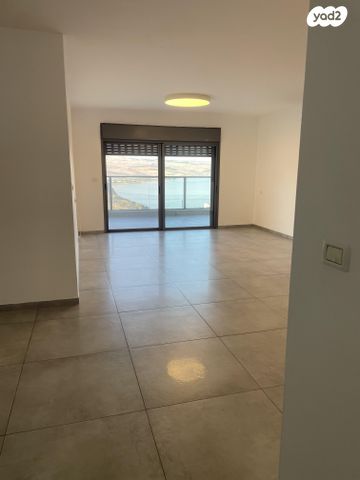 דירה, מורן 9, שיכון עובדים, טבריה