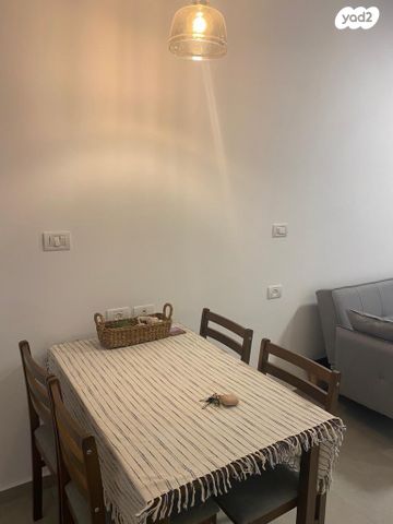 דירה, יהודה הימית 25, צהלון, שיכוני חסכון, תל אביב יפו