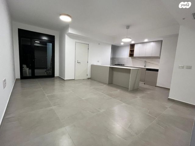 דירה, מעפילי אגוז 5, נווה חן, תל אביב יפו