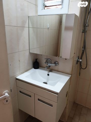 דירה, חנה סנש 30, יצחק שדה, אזור