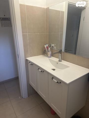 דירה, וייצמן 68, גבעת הרמבם, גבעתיים