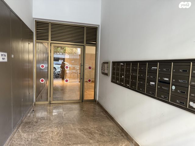 דירה, יהודה הימית 25, צהלון, שיכוני חסכון, תל אביב יפו