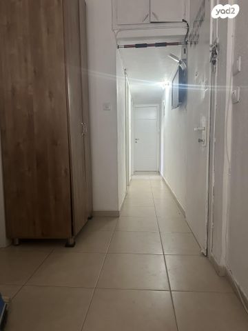 דירה, וייצמן 68, גבעת הרמבם, גבעתיים