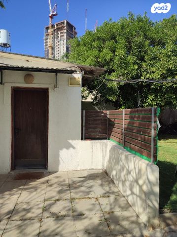 דירה, גבעת גאולה 18, גבעת גאולה, רמת גן