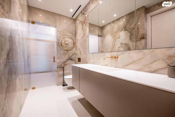 דירה, הרצליה ב', הרצליה