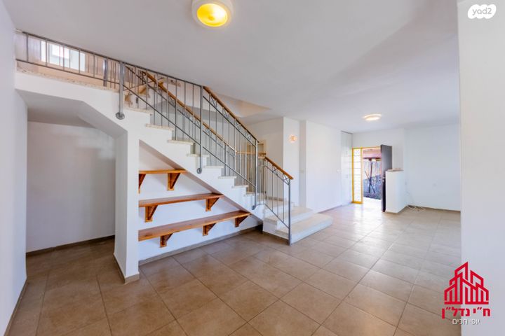 בית פרטי/ קוטג', מולדת