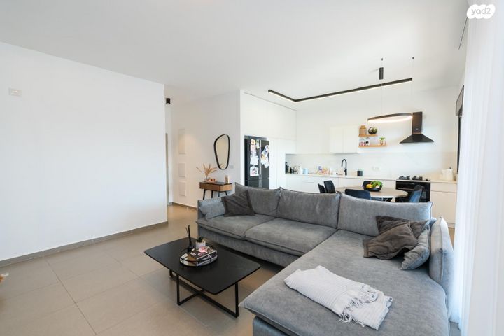 דירה, אור ים, אור עקיבא