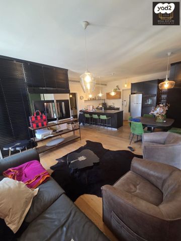 דופלקס, כרם התימנים, תל אביב יפו