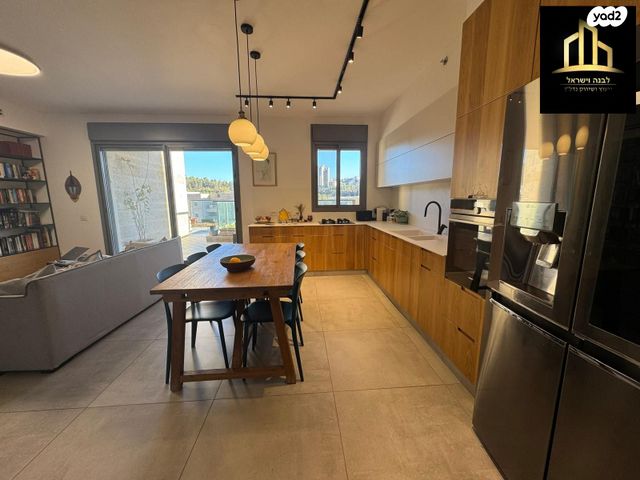 דירה, יעקב אלעזר, רמות, ירושלים