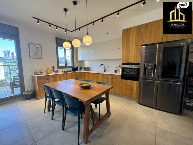 דירה, יעקב אלעזר, רמות, ירושלים