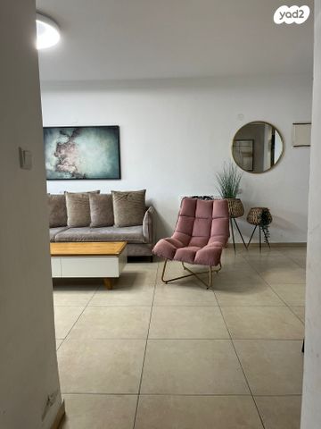 דירה, ידידות, מגדיאל, הוד השרון