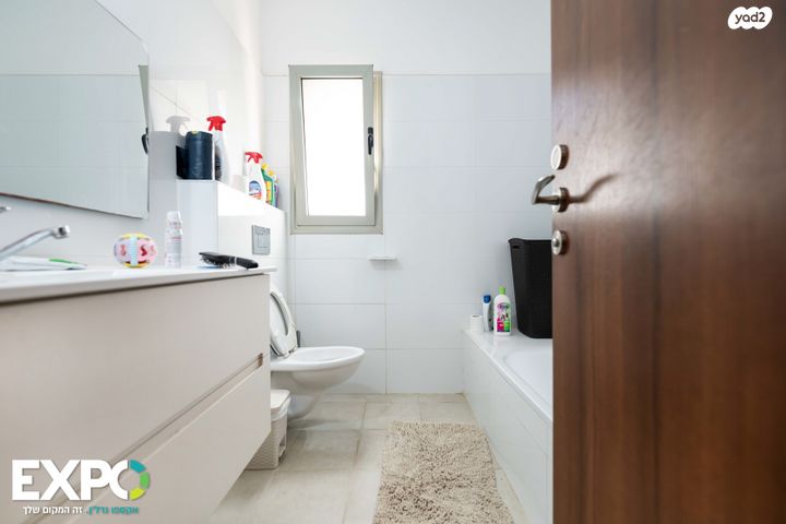 דופלקס, גפן 8, לשם, עלי זהב