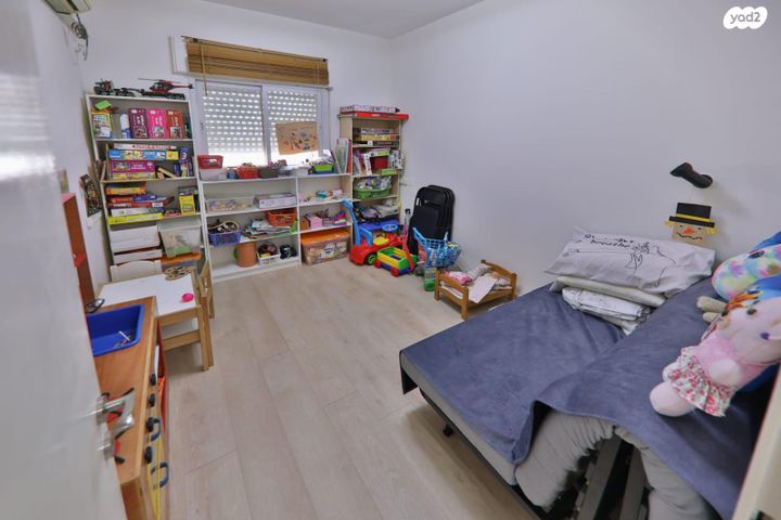 גג/ פנטהאוז, שדרות וייצמן 57, קרית מוצקין