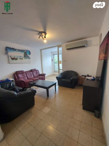 דירה, שדרות הנשיא וייצמן 80, מרכז העיר, חדרה