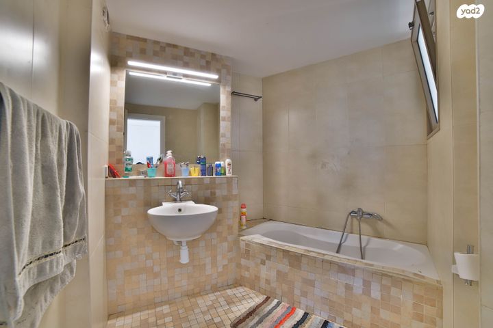 דירה, נחלת יצחק 18, נחלת יצחק, תל אביב יפו